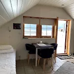 Gjestgiverier Midnattsol Rom Og