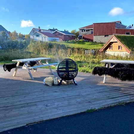 Midnattsol Rom Og Bleik