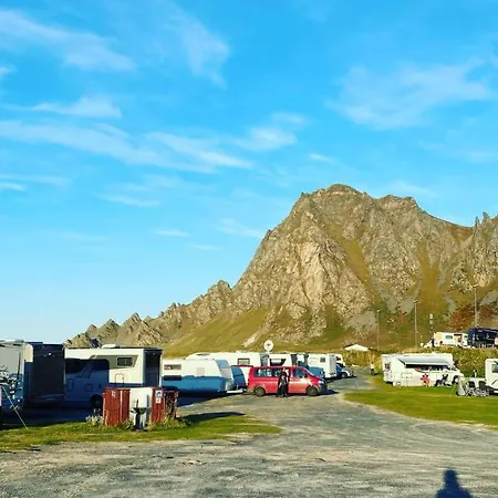 Vendégház Midnattsol Rom Og