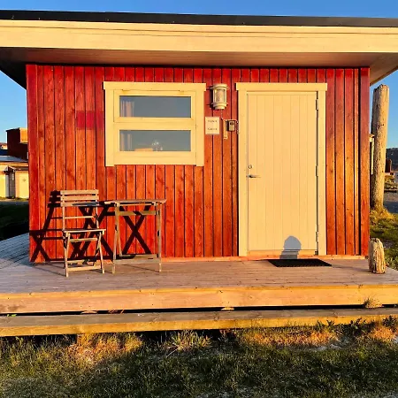 Guest house Midnattsol Rom Og