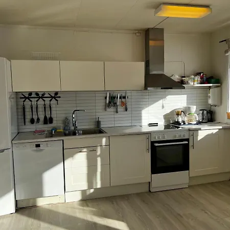 Midnattsol Rom Og Vendégház Bleik