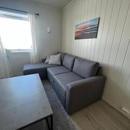 Midnattsol Rom Og Guest house Bleik