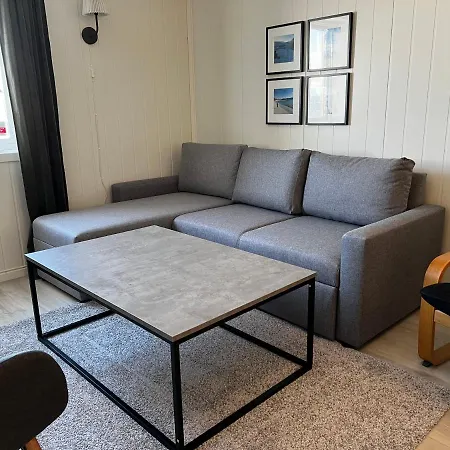 Midnattsol Rom Og Vendégház 3*