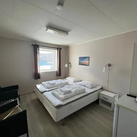 Midnattsol Rom Og Guest house Bleik