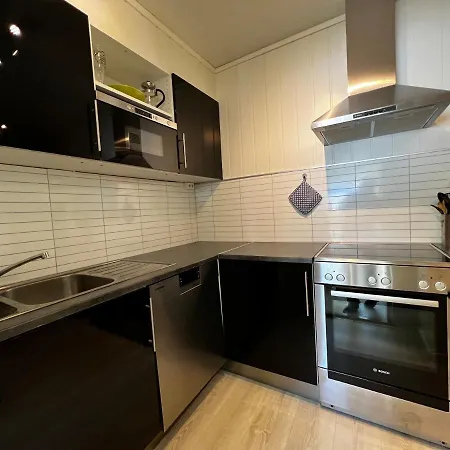 Midnattsol Rom Og 3* Bleik