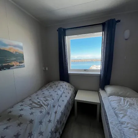 Vendégház Midnattsol Rom Og 3*