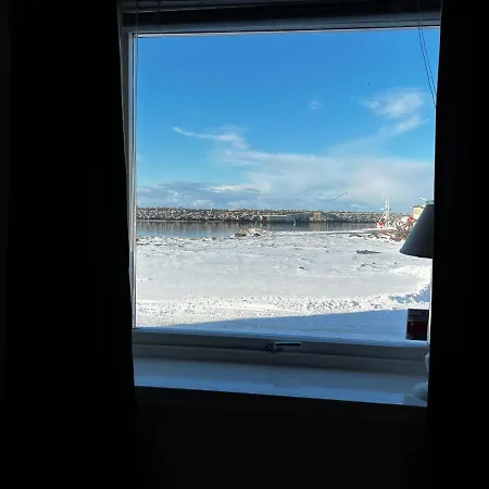Gæstehus Midnattsol Rom Og Bleik