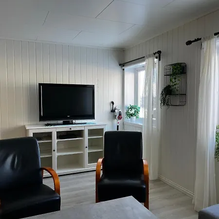 Midnattsol Rom Og 3* Bleik