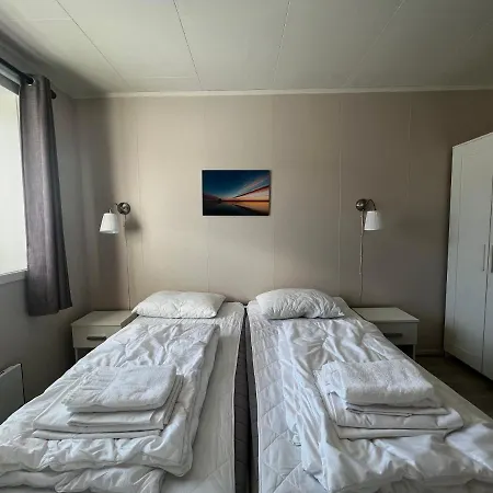 Midnattsol Rom Og Vendégház Bleik