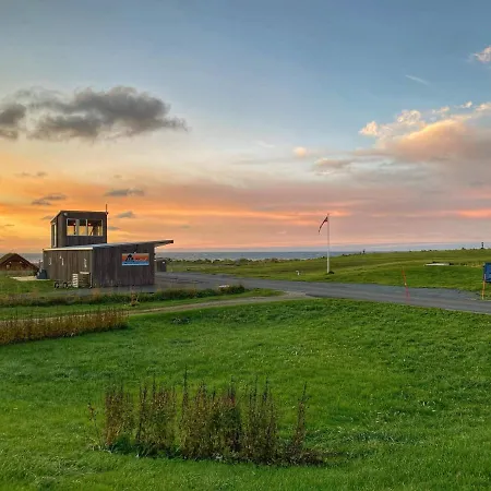 Midnattsol Rom Og 3* Bleik